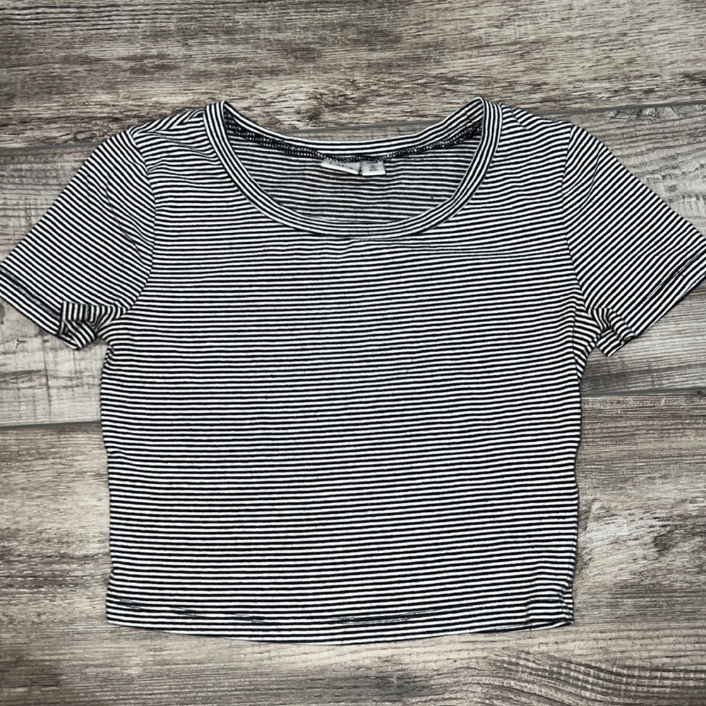 Stripped crop top